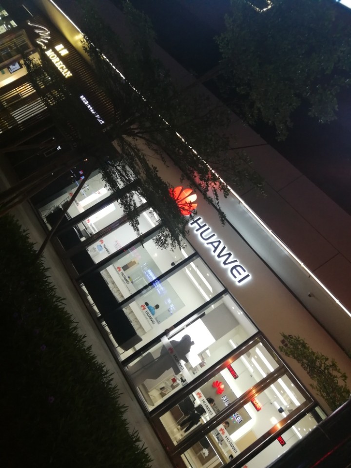 免费换了镜头。美滋滋