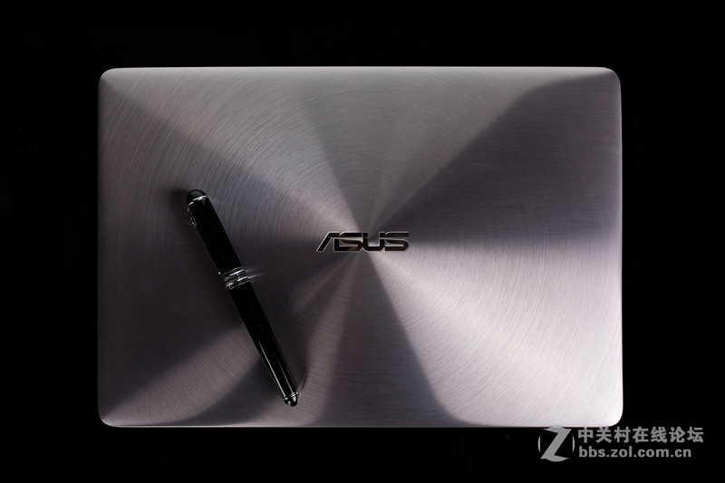 【辣眼睛！】RX410 超窄边框 金属本【4月3日-期待与你相见】