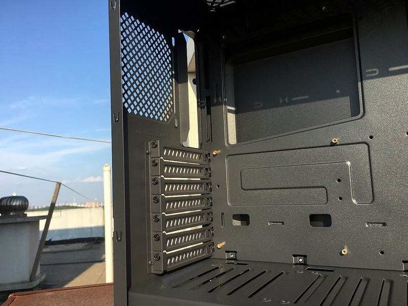 自制英雄联盟主题水冷机箱——上单的提莫