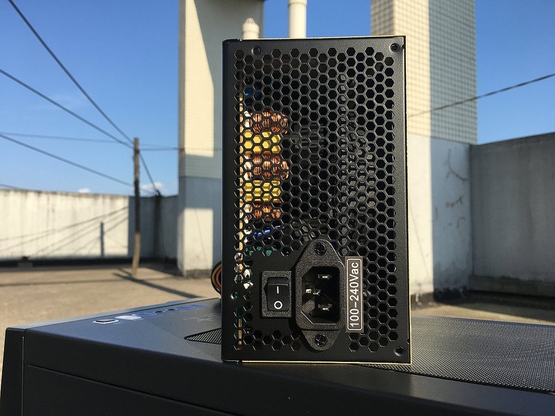 自制英雄联盟主题水冷机箱——上单的提莫