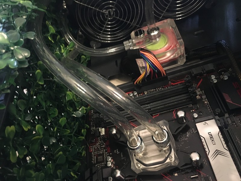 自制英雄联盟主题水冷机箱——上单的提莫