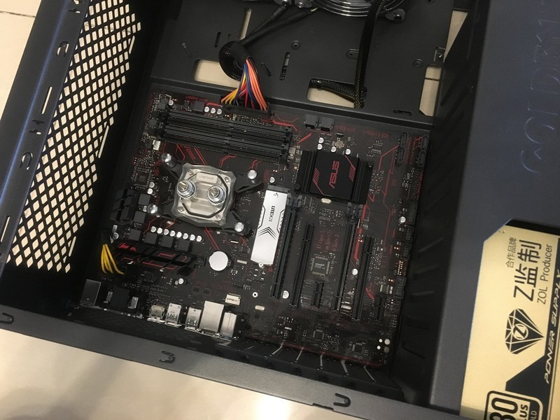 自制英雄联盟主题水冷机箱——上单的提莫