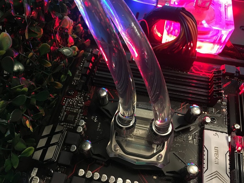 自制英雄联盟主题水冷机箱——上单的提莫