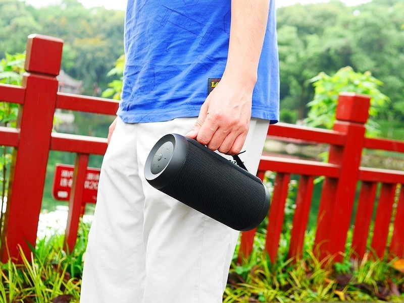 6600电池超长续航，IPX6防水支持蓝牙4.2和TWS互联，朗琴M690重新定义户外蓝牙音箱
