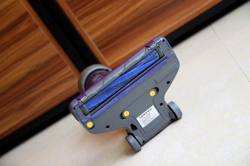 “看”店小能手，高颜值全功能：莱克魔洁M83吸尘器