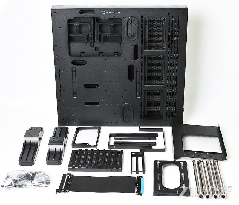 乞丐版X299平台也不错，+四通道内存、GTX1080显卡和半开放式机箱也能飞一会