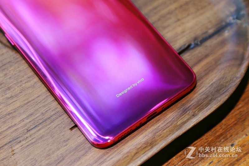 光与影的跃动，vivo X23魅影紫上手赏析