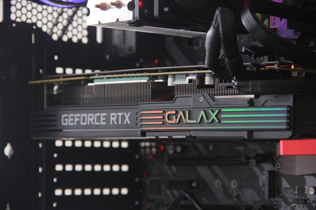 确定是玩电脑吗？不！我是玩灯，骨伽幻影者太酷啦