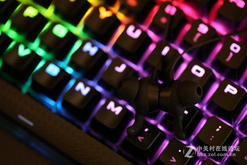 JEET  W1蓝牙耳机——运动通勤好伙伴