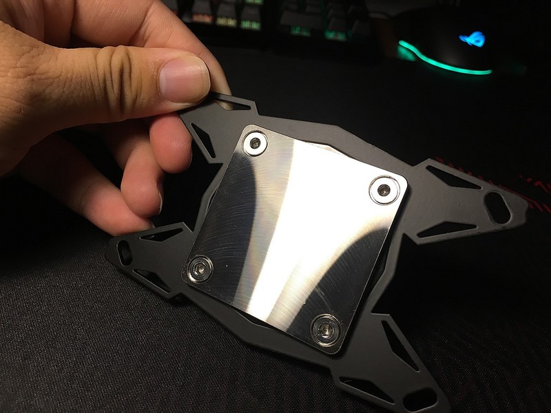 自制英雄联盟主题水冷机箱——上单的提莫