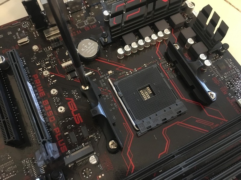 自制英雄联盟主题水冷机箱——上单的提莫