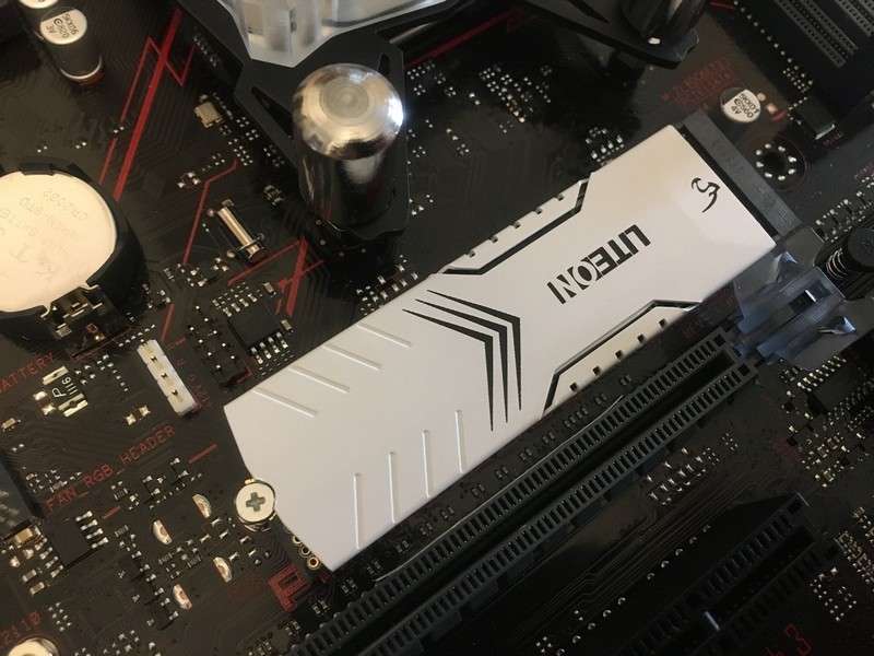 自制英雄联盟主题水冷机箱——上单的提莫