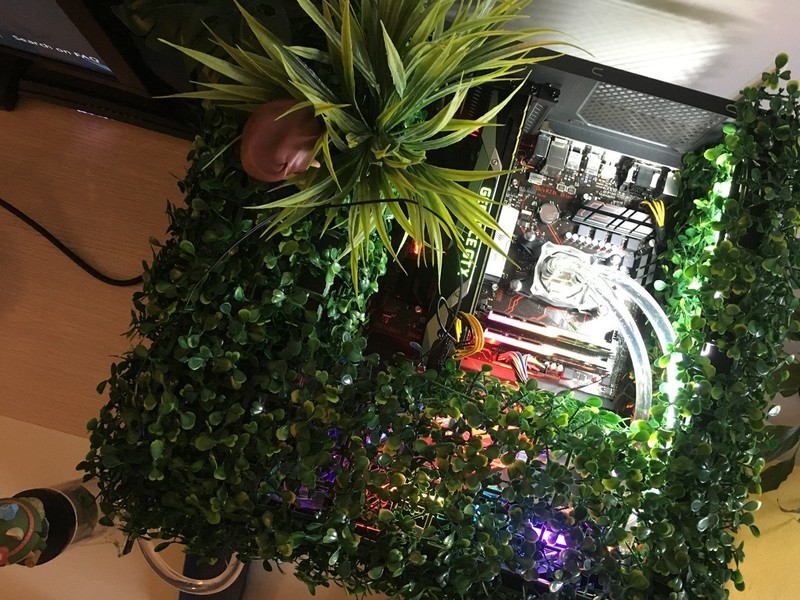 自制英雄联盟主题水冷机箱——上单的提莫