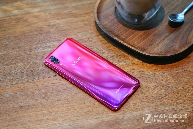 光与影的跃动，vivo X23魅影紫上手赏析