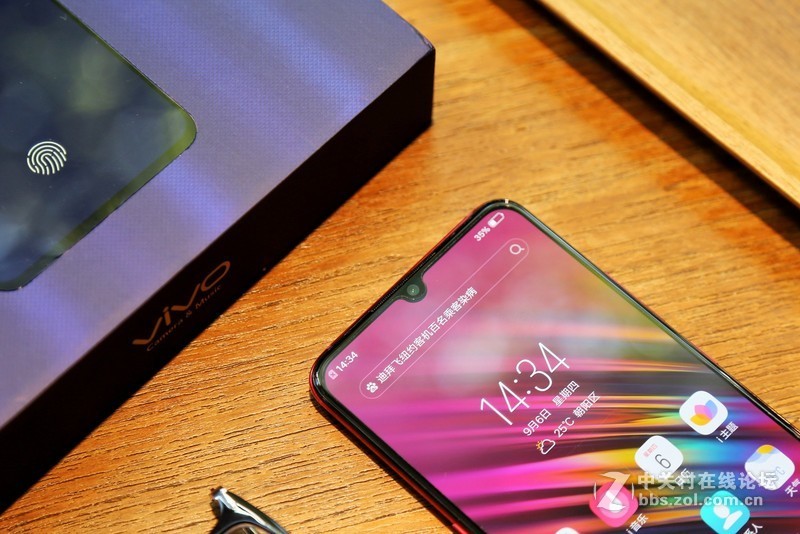 光与影的跃动，vivo X23魅影紫上手赏析