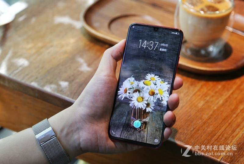 光与影的跃动，vivo X23魅影紫上手赏析