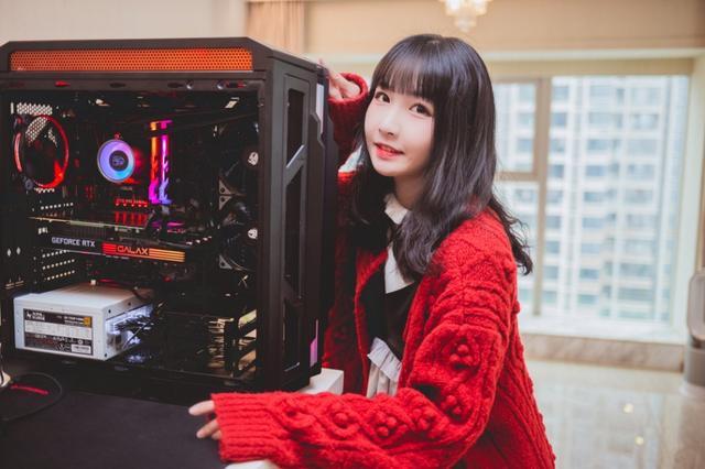 确定是玩电脑吗？不！我是玩灯，骨伽幻影者太酷啦