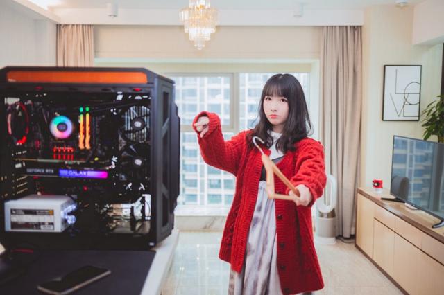 确定是玩电脑吗？不！我是玩灯，骨伽幻影者太酷啦