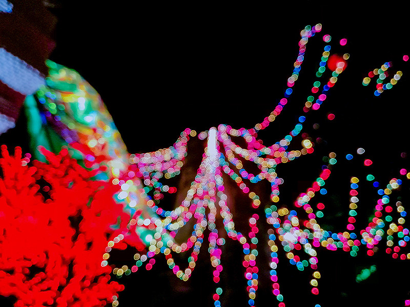 猴赛雷！元宵灯会华为Mate 8啪啪啪