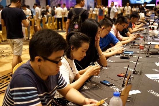 达音科、VGP受赏大奖、隼DK3001聚会.现场体验即可获得CP-145耳套