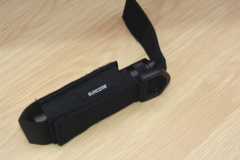 #户外#轻巧便携，可变形的SUNCORE舜光TA10强光手电筒体验