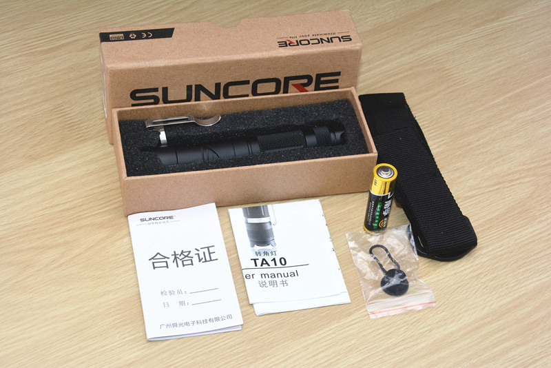 #户外#轻巧便携，可变形的SUNCORE舜光TA10强光手电筒体验