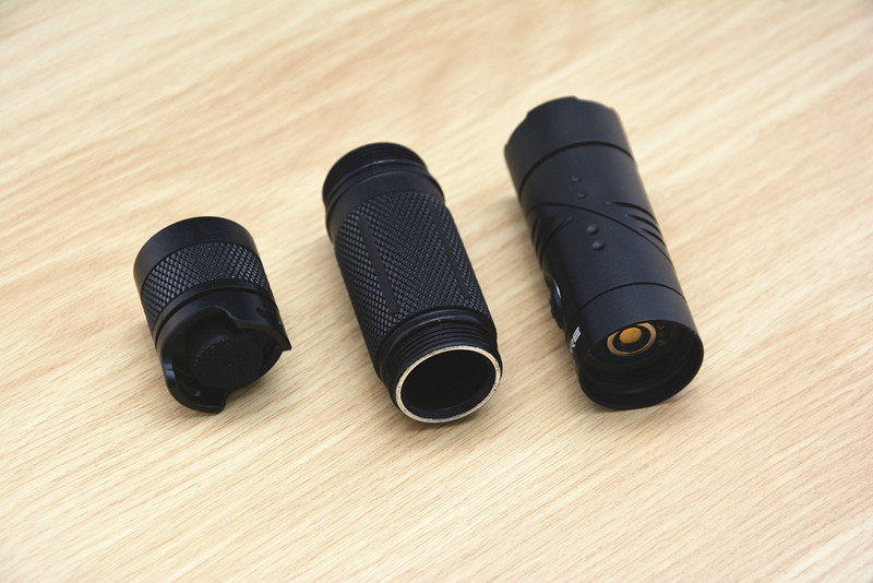 #户外#轻巧便携，可变形的SUNCORE舜光TA10强光手电筒体验