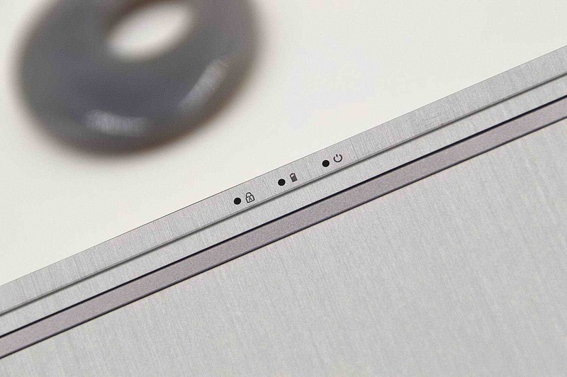 颜值没有名字那么可怕--深海幽灵Z2开箱&外观评测