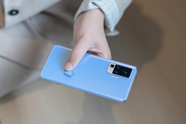 东芝存储更名后的性价比之作：铠侠EXCERIA MicroSD，依旧能打