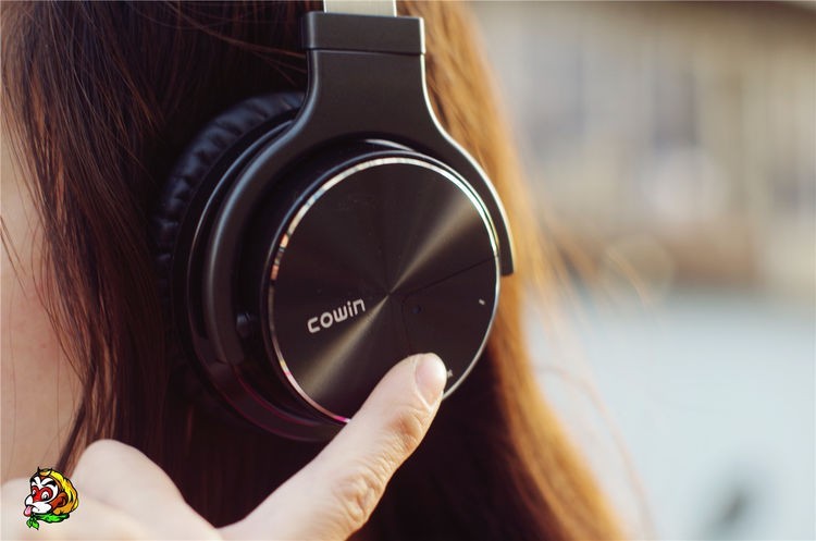 主动降噪+续航30小时+三频均衡，它能挑战BOSE吗