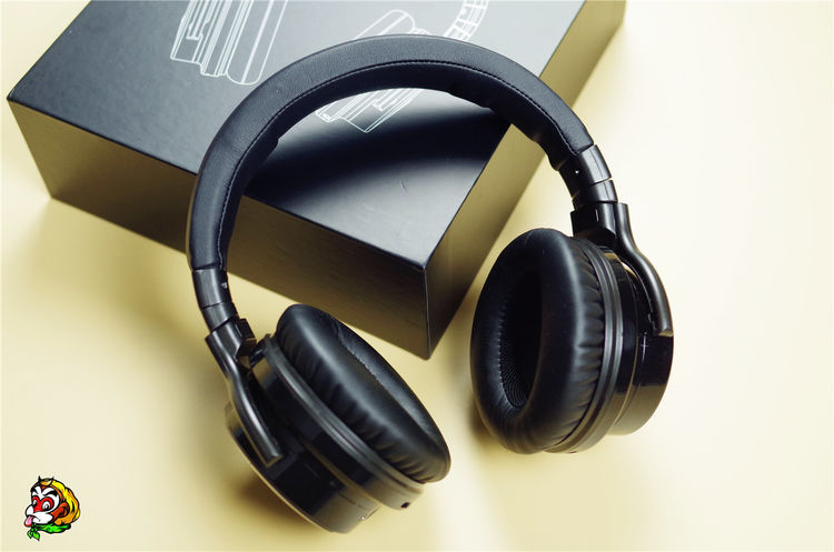 主动降噪+续航30小时+三频均衡，它能挑战BOSE吗