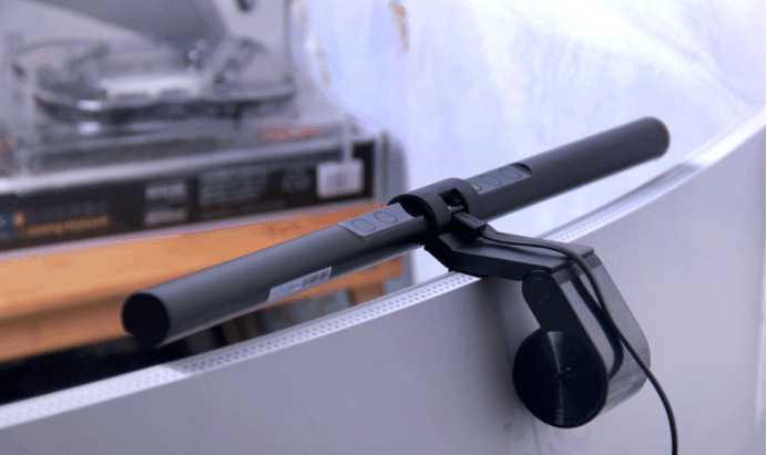 桌子空间小, 台灯占位? 那么你需要这款护眼台灯