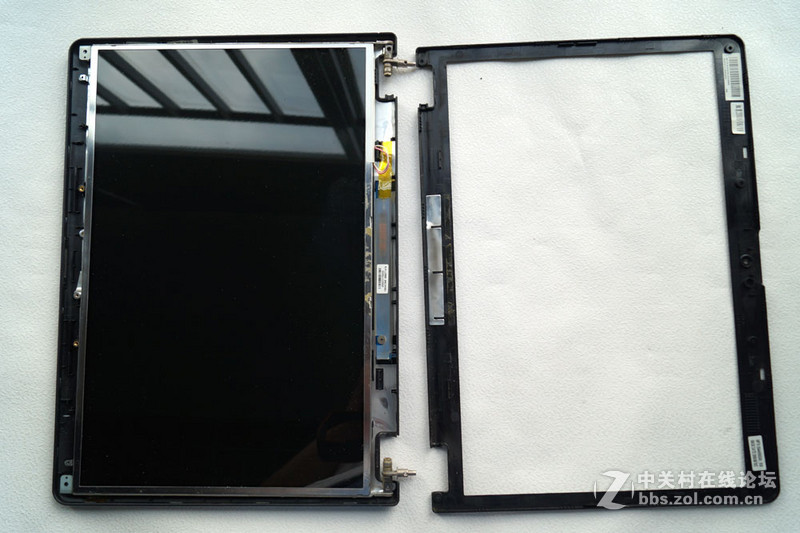 淘汰笔记本屏幕不要弃，改改就能当显示器用了！