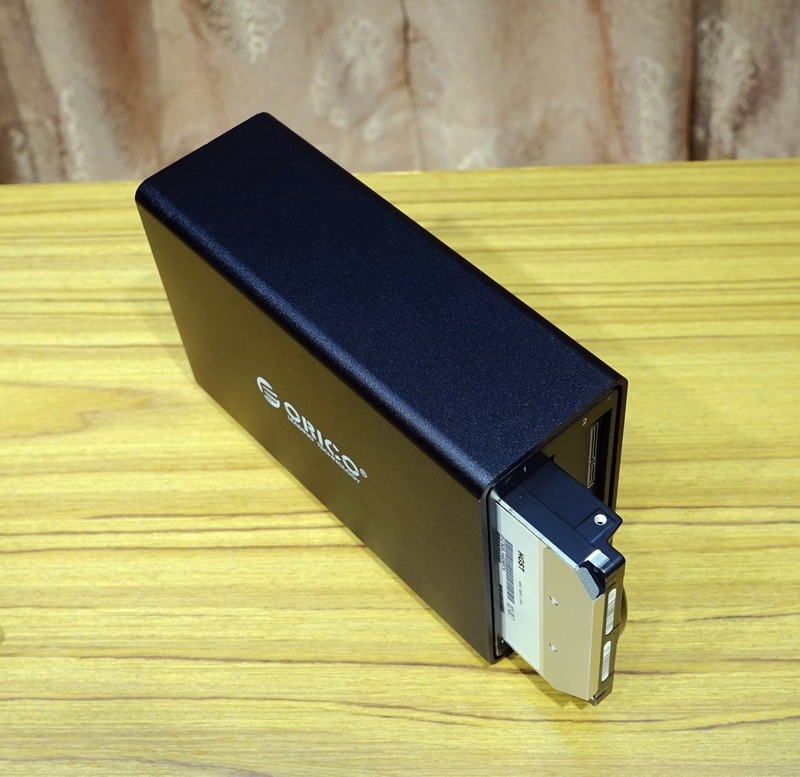 #超大容量 自由存储# HGST 10TB NAS硬盘搭建家用NAS实战