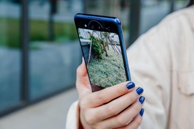 vivo NEX双屏版酣畅性能，诠释真正的文明用语旗舰机