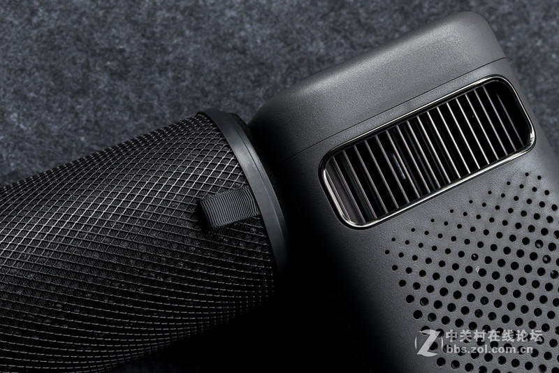 祛除新车异味还在用活性炭包？OUT了，快来看看这个！