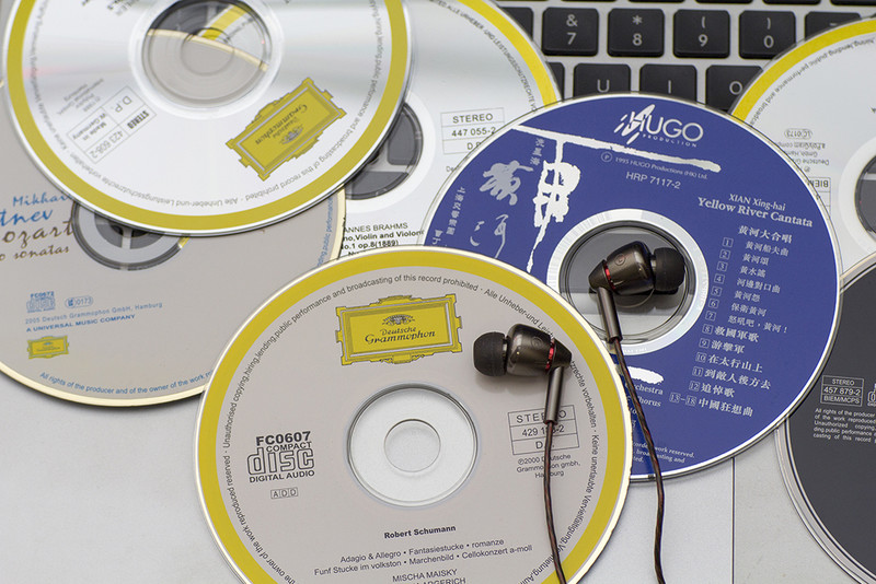 ＃“颜值”与“实力”于一身，征服你的耳朵＃声色典范，1MORE四单元圈铁试听