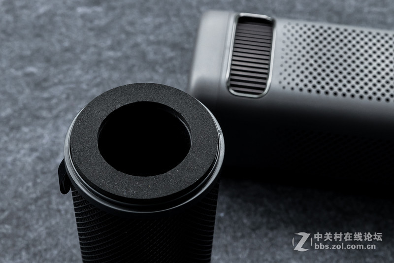 祛除新车异味还在用活性炭包？OUT了，快来看看这个！