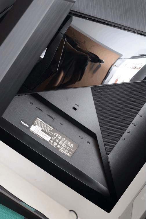 吃鸡还能玩出新花样？微星OPTIX MPG27CQ显示器专业吃鸡“助手”