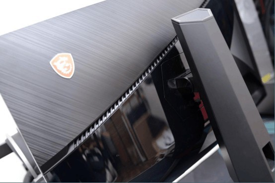 吃鸡还能玩出新花样？微星OPTIX MPG27CQ显示器专业吃鸡“助手”