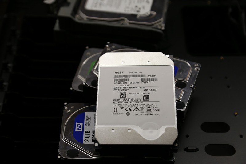 #超大容量 自由存储# HGST 10TB硬盘开箱体验测试