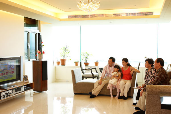 看电视的正确姿势和距离