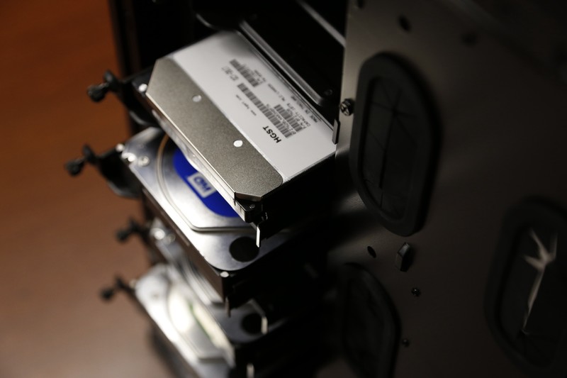 #超大容量 自由存储# HGST 10TB硬盘开箱体验测试
