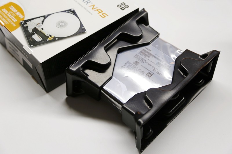 #超大容量 自由存储# HGST 10TB硬盘开箱体验测试