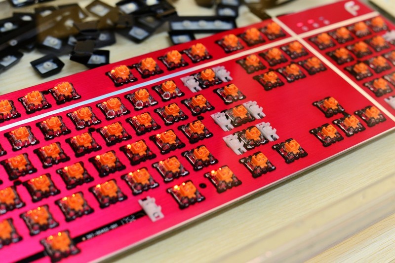 机械键盘不怕水？防水机械键盘迪摩F8拆解