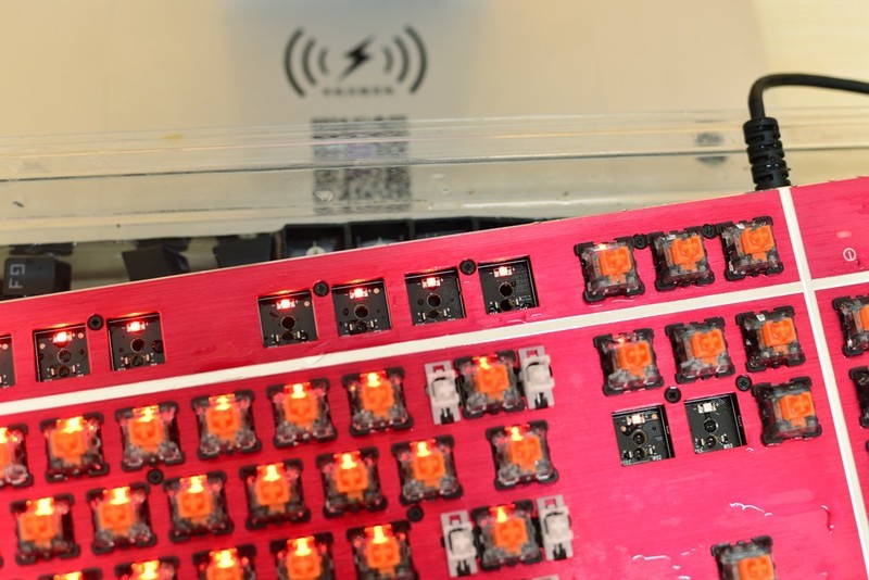 机械键盘不怕水？防水机械键盘迪摩F8拆解