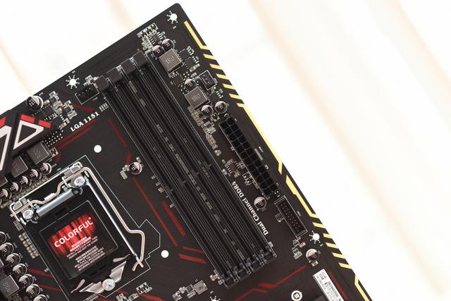 有点猛，千元级Z370主板暴击5.3G