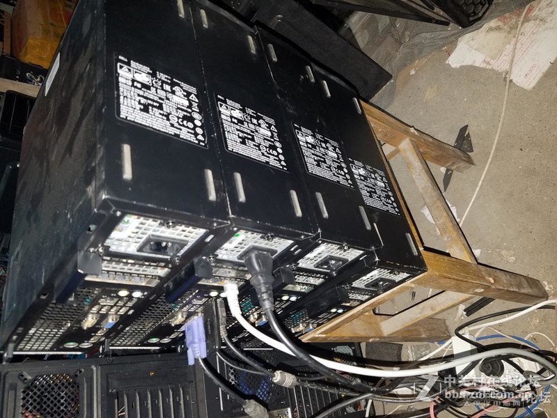 预出几十张技嘉H61主板和四套戴尔小主机准系统