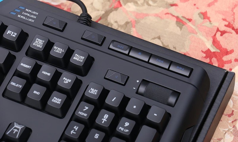 新年就用新电脑，Intel i7-7700K + Z270 首发装机！