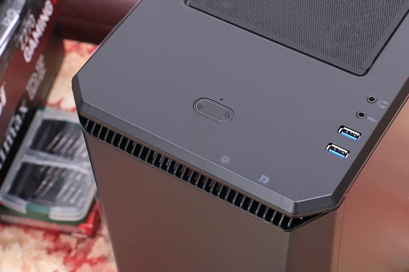 新年就用新电脑，Intel i7-7700K + Z270 首发装机！